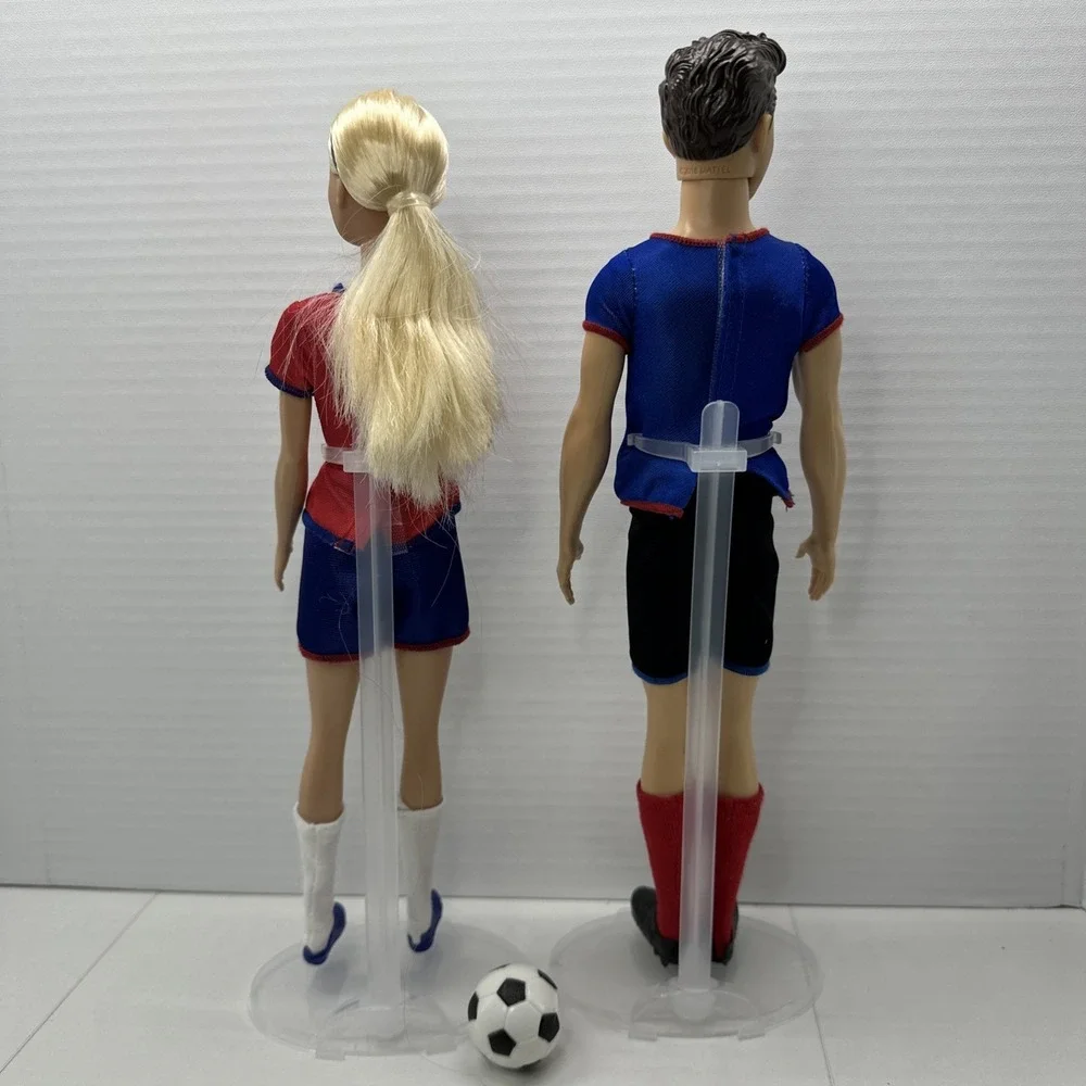 Mattel Set Ken & Barbie You Can Do Anything Soccer Player Career Athlete, Sports